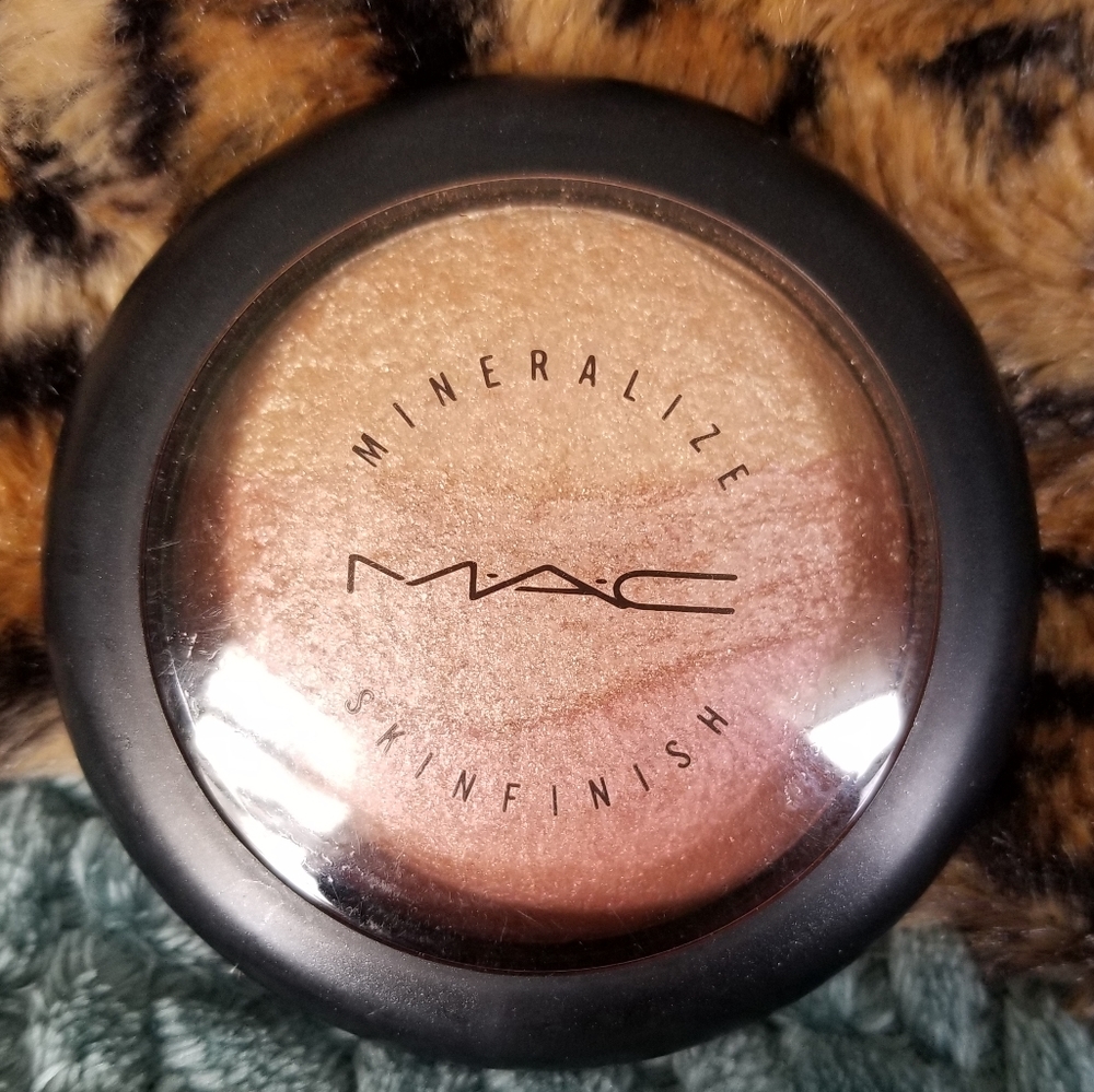 MAC Cosmetics Mineralize Skinfinish -Triple Fusion